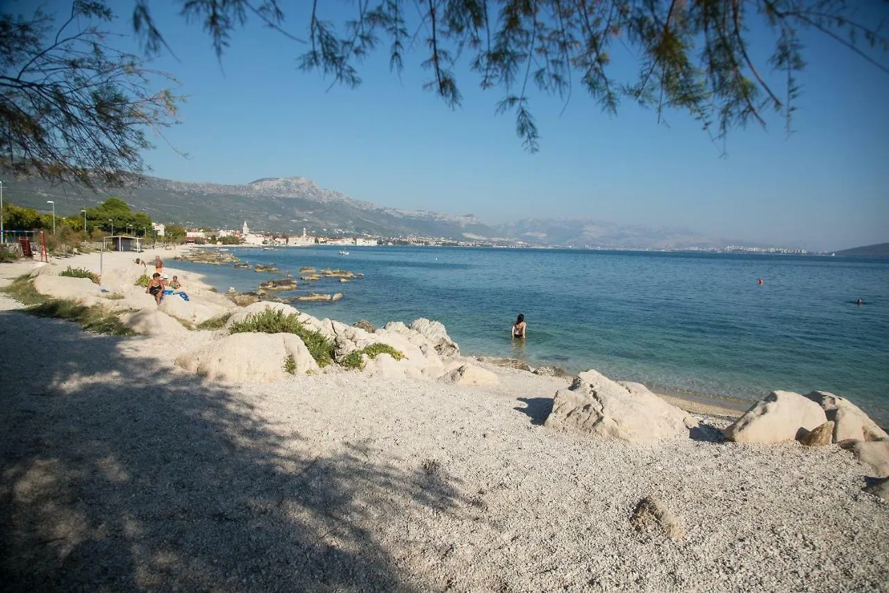 Beach Studio Apartment Tina Kastela Croatia